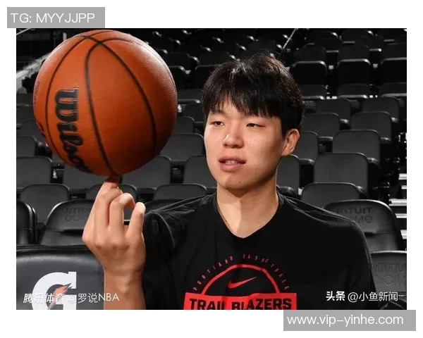 软萌甜妹主持炼炼呼吁大家多给杨瀚森耐心关注内在表现而非单纯数据